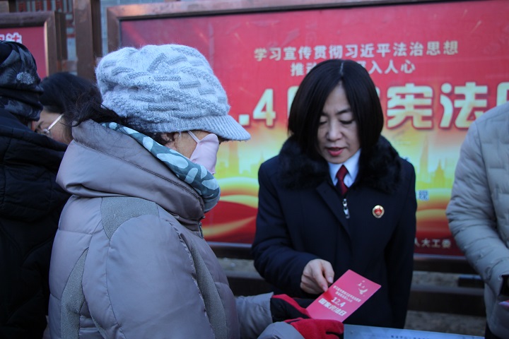 【宪在行动】第十二个国家宪法日,检察蓝送法门!
